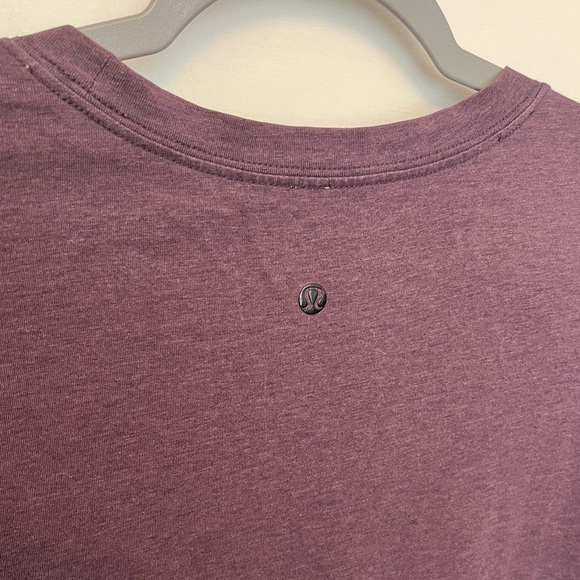 Lululemon Basic Short Sleeve Shirt - Picture 4 of 5